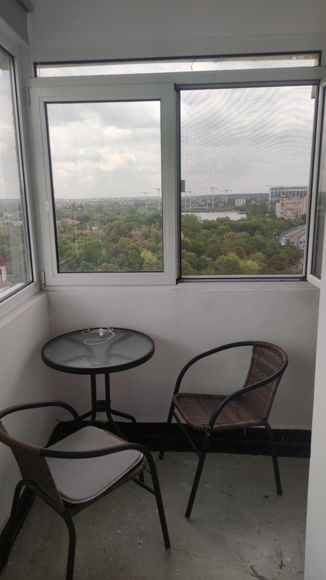 Lake And Park View Residence Boekarest Buitenkant foto